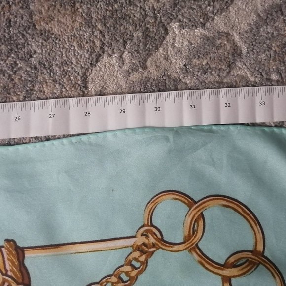 100% Silk Pastel Scarf - Picture 3 of 7